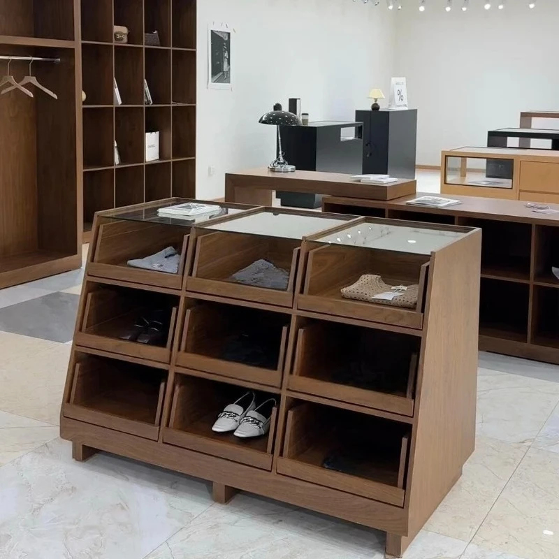Children's Clothing Store Naka - Furniture Hardware Stores recensie en prijs